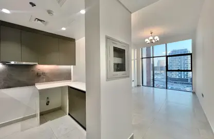 Apartment - 1 Bedroom - 2 Bathrooms for rent in Sama Al Jaddaf - Al Jaddaf - Dubai