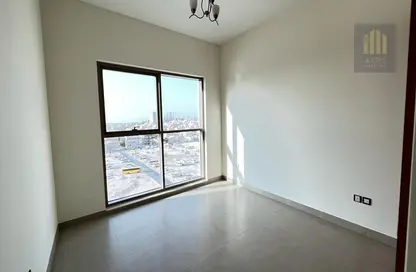 صورة لـ غرفة فارغة شقة - غرفة نوم - 2 حمامات للايجار في ذا فلاجشيب تو - السطوة - دبي ، صورة رقم 1