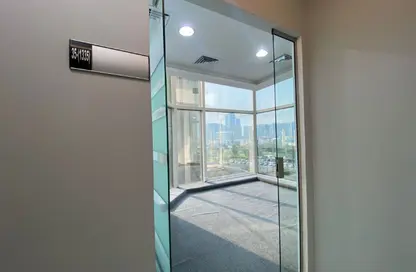 Office Space - Studio - 6 Bathrooms for rent in Corniche Tower - Corniche Road - Abu Dhabi