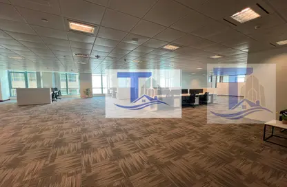 Office Space - Studio - 4 Bathrooms for rent in Corniche Road - Abu Dhabi