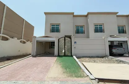 Villa - 4 Bedrooms - 5 Bathrooms for rent in Mohamed Bin Zayed Centre - Mohamed Bin Zayed City - Abu Dhabi