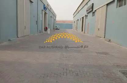 مستودع - استوديو - 1 حمام للايجار في أم الثعوب - أم القيوين