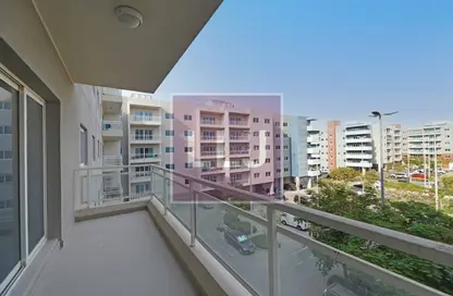 Balcony image for: Apartment - 4 Bedrooms - 4 Bathrooms for rent in Al Reef Downtown - Al Reef - Abu Dhabi, Image 1