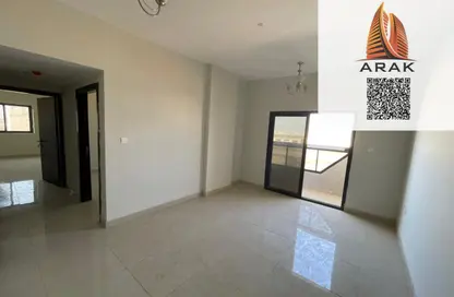 عمارة بالكامل - 8 غرف نوم - 8 حمامات للبيع في الجرف الصناعية 3 - الجرف الصناعية - عجمان