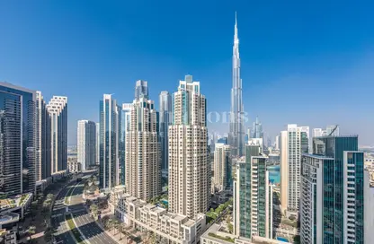 Apartment - 2 Bedrooms - 3 Bathrooms for rent in Vida Residence Downtown - Downtown Dubai - Dubai