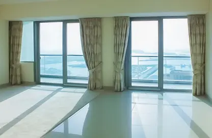 Apartment - 3 Bedrooms - 5 Bathrooms for rent in Ocean Heights - Dubai Marina - Dubai