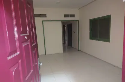 شقة - 2 غرف نوم - 2 حمامات للايجار في القاسمية - الشارقة