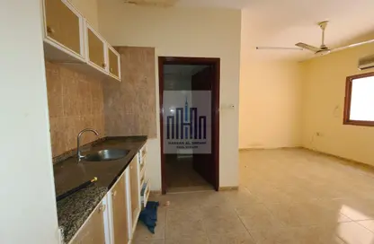 Apartment - Studio - 1 Bathroom for rent in Fire Station Road - Muwaileh - Sharjah