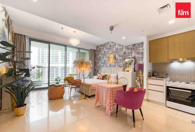 15122002 - Property Main Image