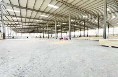 Warehouse - Studio for rent in Industrial Zone - Dubai Industrial City - Dubai