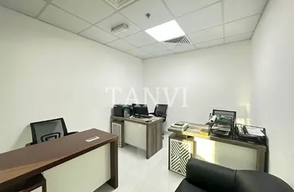Office Space - Studio - 1 Bathroom for rent in Aspin Tower - Sheikh Zayed Road - Dubai Office Space - Studio - 1 Bathroom for rent in Aspin Tower - Sheikh Zayed Road - Dubai