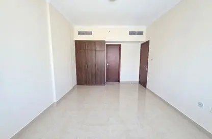 شقة - 2 غرف نوم - 3 حمامات للايجار في 3 زاخر تاور - أبراج زاخر - التعاون - الشارقة شقة - 2 غرف نوم - 3 حمامات للايجار في 3 زاخر تاور - أبراج زاخر - التعاون - الشارقة