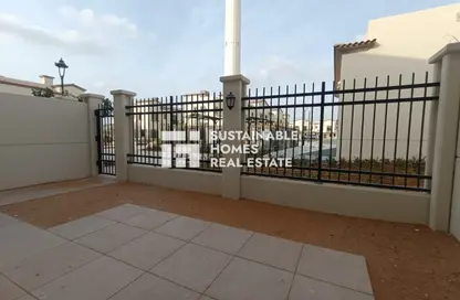 Townhouse - 3 Bedrooms - 4 Bathrooms for sale in Bloom Living - Zayed City (Khalifa City C) - Khalifa City - Abu Dhabi