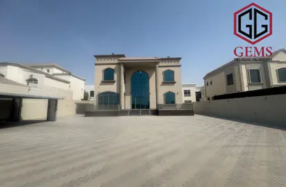 Villa - 4 Bedrooms - 5 Bathrooms for rent in Al Warqa'a 4 - Al Warqa'a - Dubai