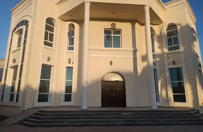 Villa - 5 Bedrooms - 6 Bathrooms for rent in Al Goze Building - Al Quoz 1 - Al Quoz - Dubai