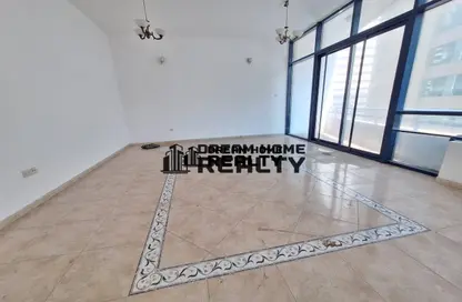 Apartment - 3 Bedrooms - 4 Bathrooms for rent in Safia Tower - Al Majaz 3 - Al Majaz - Sharjah
