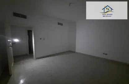 صورة لـ غرفة فارغة شقة - 3 غرف نوم - 3 حمامات للايجار في معسكر آل نهيان - أبوظبي ، صورة رقم 1