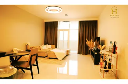 شقة - غرفة نوم - 2 حمامات للبيع في تاور 108‎ - قرية الجميرا سركل - دبي