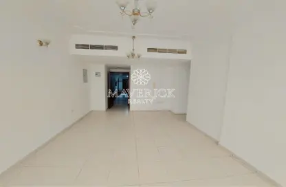 Empty Room image for: Apartment - 1 Bedroom - 1 Bathroom for rent in Al Majaz 2 - Al Majaz - Sharjah, Image 1