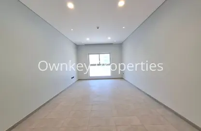 Apartment - 3 Bedrooms - 5 Bathrooms for rent in Mankhool Building - Mankhool - Bur Dubai - Dubai