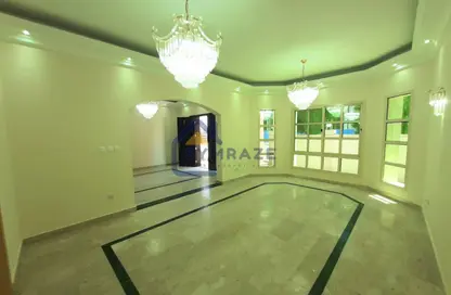 Villa - 5 Bedrooms - 7 Bathrooms for rent in Al Garhoud - Dubai