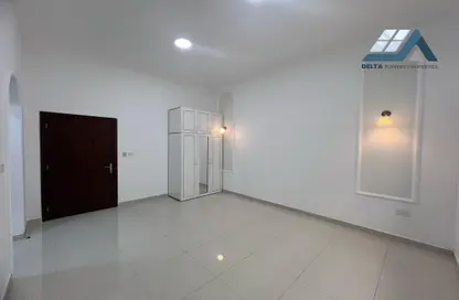 شقة - 1 حمام للايجار في مركز محمد بن زايد - مدينة محمد بن زايد - أبوظبي