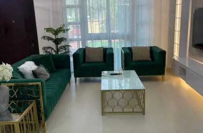 Villa - 4 Bedrooms - 5 Bathrooms for rent in Sydney Villas - District 18 - Jumeirah Village Circle - Dubai