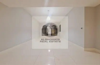 شقة - غرفة نوم - 2 حمامات للايجار في الروضة - أبوظبي