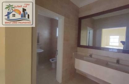 Villa - 5 Bedrooms - 6 Bathrooms for rent in Muwailih Building - Muwaileh - Sharjah