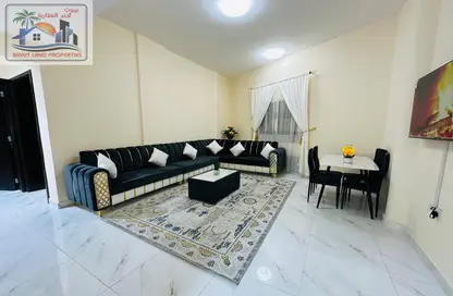 شقة - 2 غرف نوم - 2 حمامات للايجار في برج الكورنيش - طريق كورنيش عجمان - عجمان