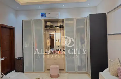 Villa - 4 Bedrooms - 6 Bathrooms for rent in Al Helio 2 - Al Helio - Ajman