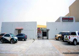 Warehouse - 4 bathrooms for sale in Mussafah - Abu Dhabi
