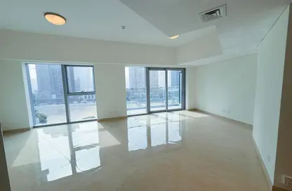 Apartment - 2 Bedrooms - 3 Bathrooms for sale in Imperial Avenue - Downtown Dubai - Dubai