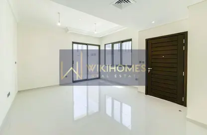 Villa - 3 Bedrooms - 5 Bathrooms for rent in Zinnia - The Roots DAMAC Hills 2 - Damac Hills 2 - Dubai