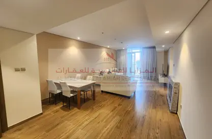 شقة - 3 غرف نوم - 3 حمامات للايجار في فندق و سكن ترحاب - شارع التعاون - التعاون - الشارقة
