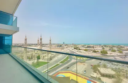 Apartment - 2 Bedrooms - 3 Bathrooms for rent in Al Naeem Twin Tower - Dafan Al Khor - Ras Al Khaimah