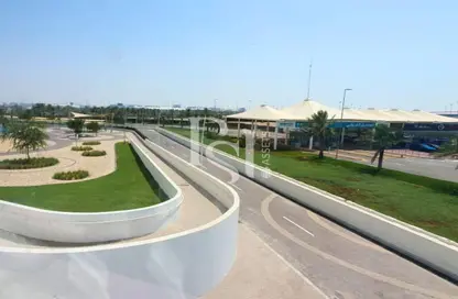 Apartment - 3 Bedrooms - 4 Bathrooms for sale in Waters Edge - Yas Island - Abu Dhabi