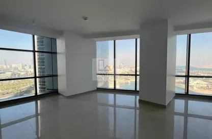 Apartment - 1 Bedroom - 2 Bathrooms for rent in Etihad Tower 2 - Etihad Towers - Corniche Road - Abu Dhabi