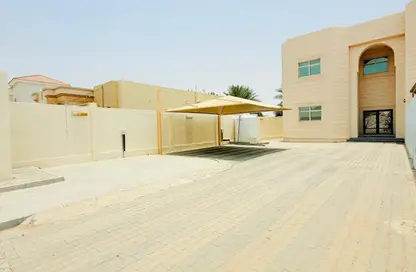 Villa - 5 Bedrooms - 7 Bathrooms for rent in Ramlat Zakher - Zakher - Al Ain