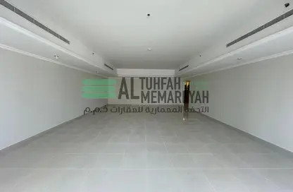 Apartment - 4 Bedrooms - 5 Bathrooms for rent in Al Khan Lagoon Tower - Al Khan Lagoon - Al Khan - Sharjah