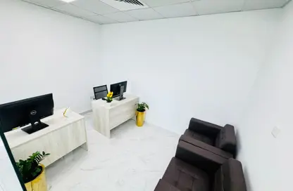 Office Space - Studio - 1 Bathroom for rent in Fatima Mohammad Ahmad Bin Suleiman Building - Al Raffa - Bur Dubai - Dubai