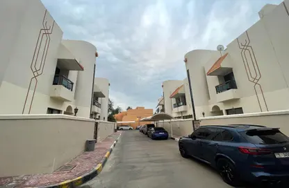 Villa - 4 Bedrooms - 6 Bathrooms for rent in Al Karamah - Abu Dhabi Villa - 4 Bedrooms - 6 Bathrooms for rent in Al Karamah - Abu Dhabi