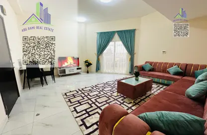 شقة - 2 غرف نوم - 2 حمامات للايجار في مساكن كورنيش عجمان - طريق كورنيش عجمان - عجمان