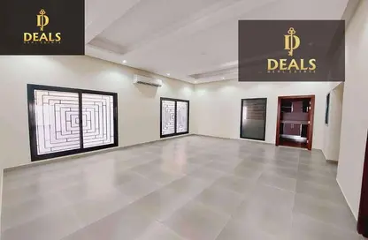 Villa - 5 Bedrooms - 6 Bathrooms for sale in Al Mowaihat 1 - Al Mowaihat - Ajman