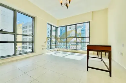Apartment - 2 Bedrooms - 3 Bathrooms for rent in Mankhool - Bur Dubai - Dubai