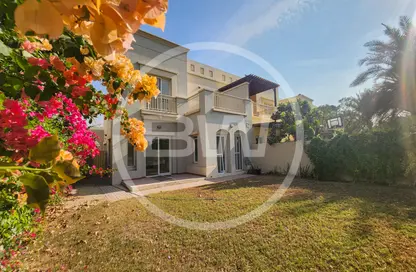 فيلا - 3 غرف نوم - 4 حمامات للايجار في الينابيع 9 - الينابيع - دبي