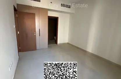 شقة - غرفة نوم - 2 حمامات للبيع في جاردن ريزيدنس - مدينة الإمارات - عجمان