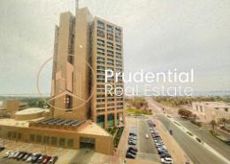 Apartment - 3 bedrooms - 5 bathrooms for rent in Al Reem Tower - Corniche Road - Abu Dhabi