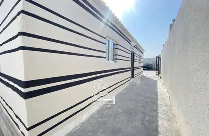 شقة - 2 غرف نوم - 2 حمامات للايجار في مدينة الرياض - أبوظبي