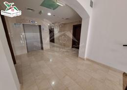 صورةاستقبال / بهو لـ: شقة - 3 غرف نوم - 4 حمامات للكراء في بيدا بن عمار - اشارج - العين, صورة 1